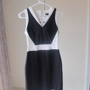Ann Taylor Petite Black/White Work Dress